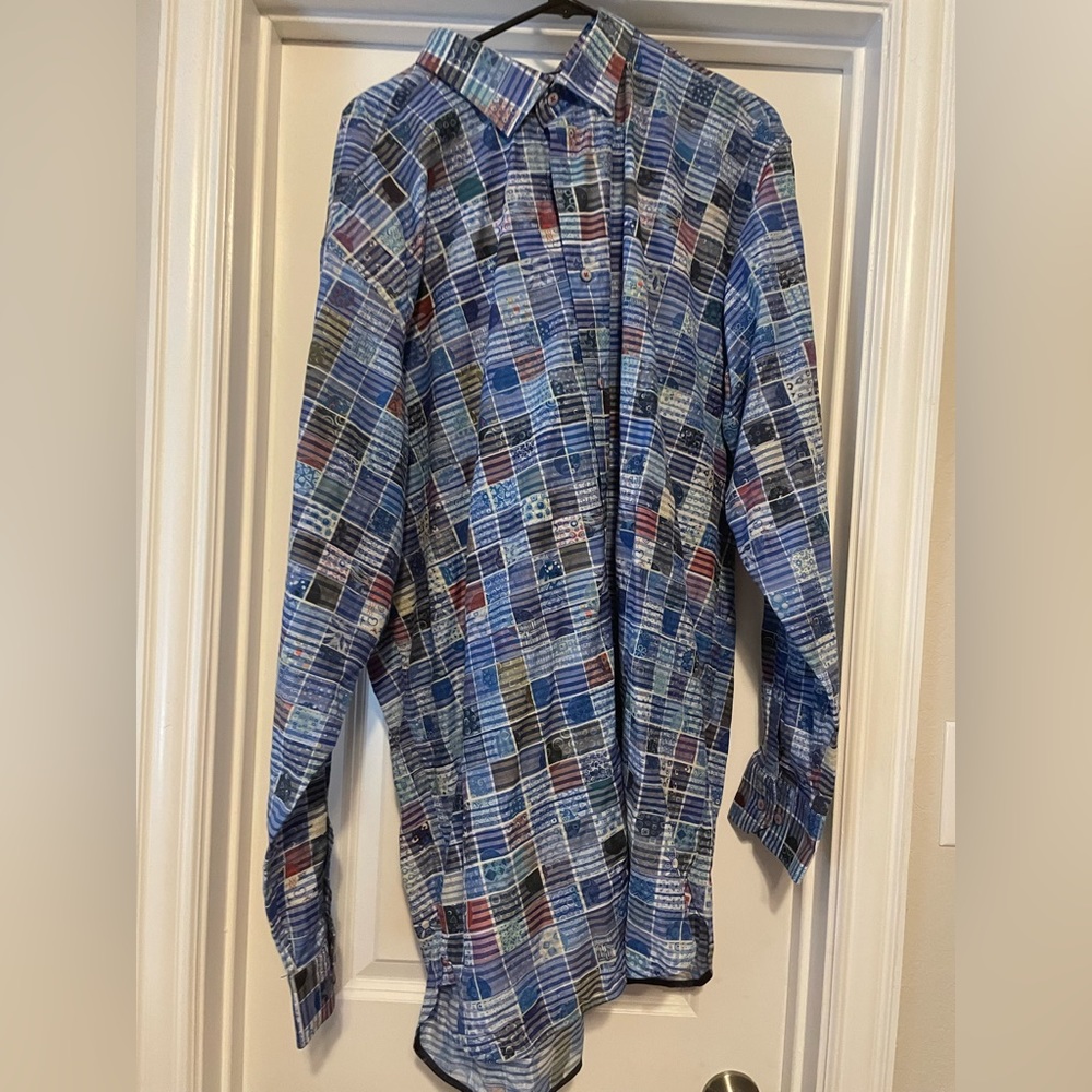 Mens button up shirt. Never worn.